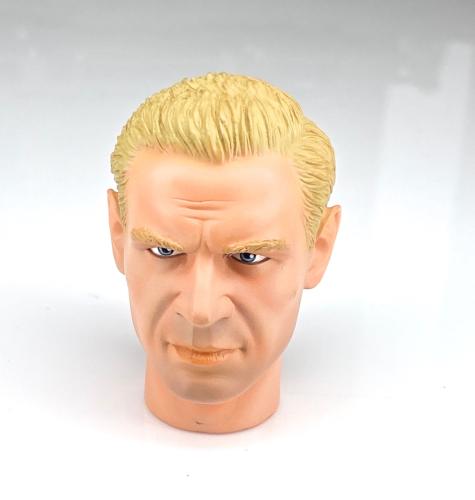 Product image of the product “Hugo-Dragon Kopf ”