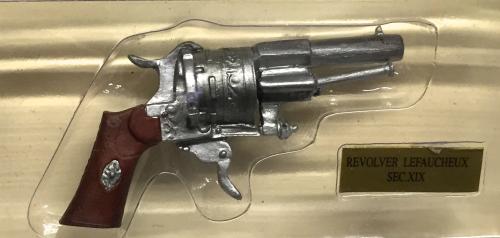 Artikelbild des Artikels “1:3 Revolver de Poche Pewter Zinn “