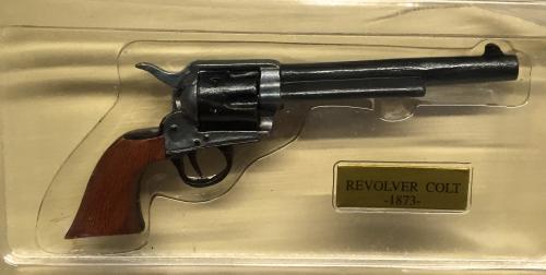 Artikelbild des Artikels “1:3 Colt aus Zinnguss Pewter “