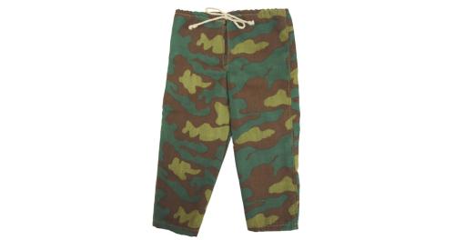 Product image of the product “Winterhose Italienisches Tarnmuster 1/6 ”