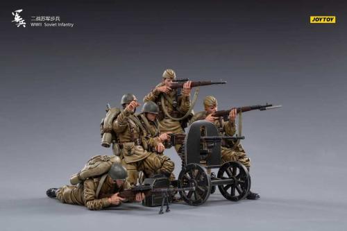 Artikelbild des Artikels “1:18 Russian Squad (5 Figuren) “