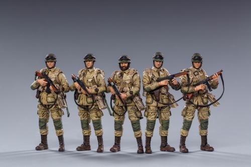 Artikelbild des Artikels “1:18 US Airborn Squad (5 Figuren) “
