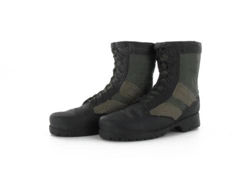 Product image of the product “Modern Dessert Boots 1/6 ”