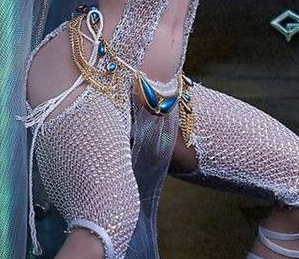Artikelbild des Artikels “Cleo jeweled belt im Maßstab 1:6 “