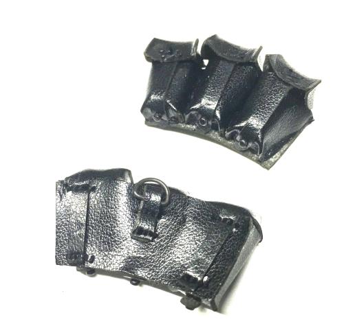 Artikelbild des Artikels “K 98 Patronentasche 39 Schwarz Leder , K98 Pouches 2 Stk “