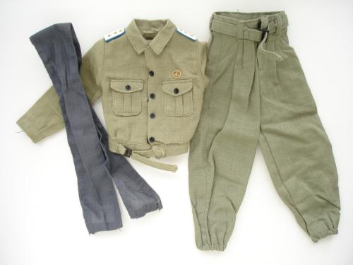 Artikelbild des Artikels “Kaleu Uniform Set 1:6 “