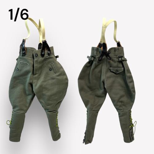 Artikelbild des Artikels “Offiziershose mit Knöpfe für Hosenträer “