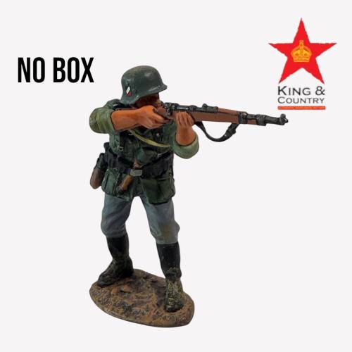 Product image of the product “WH Soldier with Rifle No Box ”