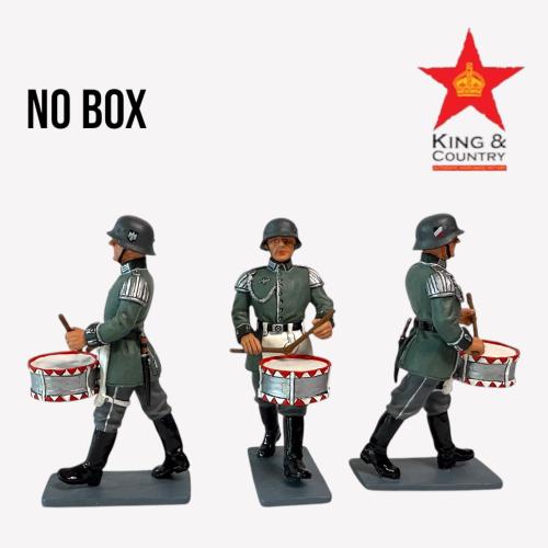 Product image of the product “Wehrmacht Marching Drummer 1:30 (NO Box) ”