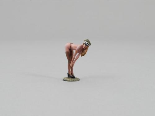 Product image of the product “Elke with Blond hair  1:30 ”
