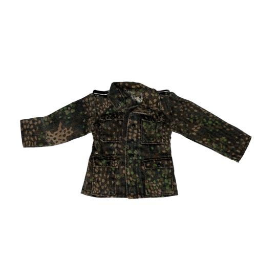 Product image of the product “M 42 Erbsentarn jacke battle worn 1/6 ”