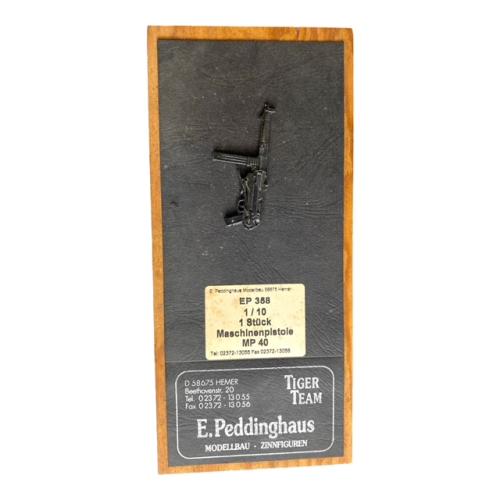 Product image of the product “MP40  in Metal 2 Stk auf Karte fest montiert ”