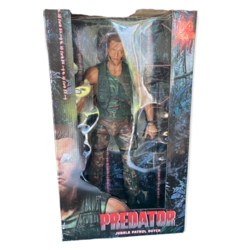 Artikelbild des Artikels “1:4 NECA-Predator-Dutch Shepherd “