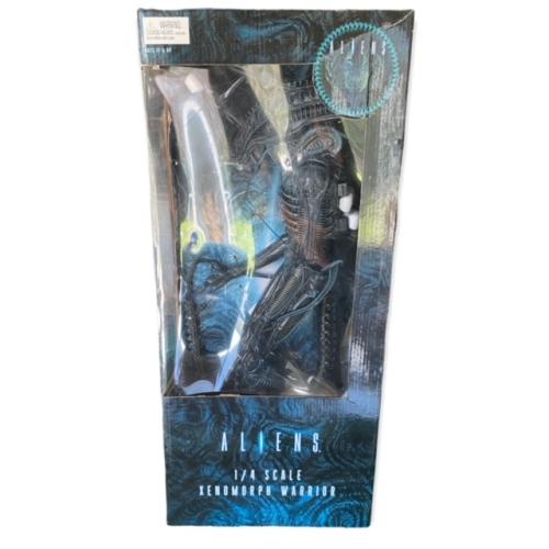 Artikelbild des Artikels “1:4 NECA Aliens Alien Warrior 1986 Scale Action Figure “
