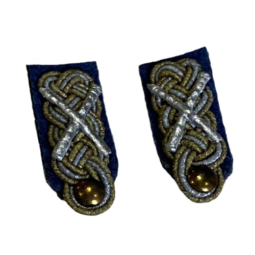 Artikelbild des Artikels “Uniformabzeichen Schulterklappen Rangabzeichen 1:6 “