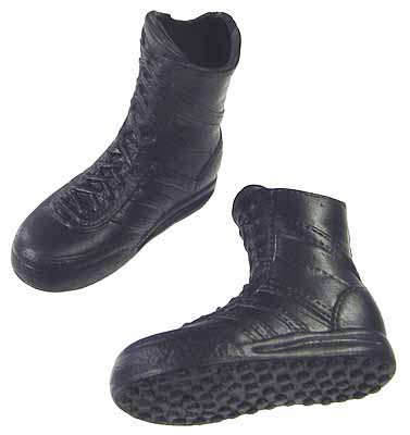 Artikelbild des Artikels “Black trekking shoes GSG9 type 1:6 “