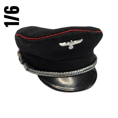 Artikelbild des Artikels “Schirmmütze Offizier Elite 1:6 “