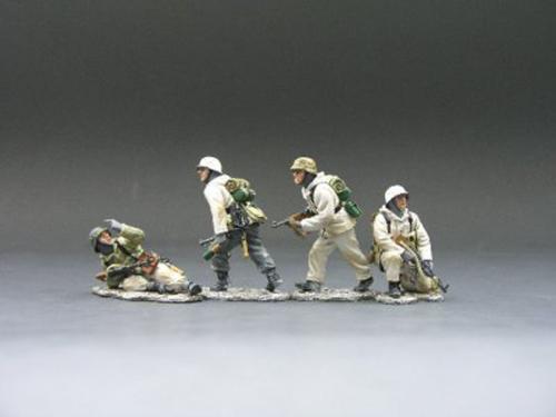 Artikelbild des Artikels “Battle of the BulgeCrossing the Road “