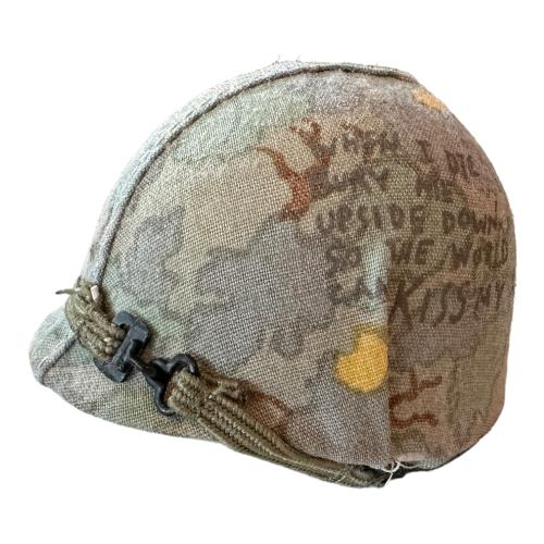 Product image of the product “Vietnam Helm plastik 1/6 ”
