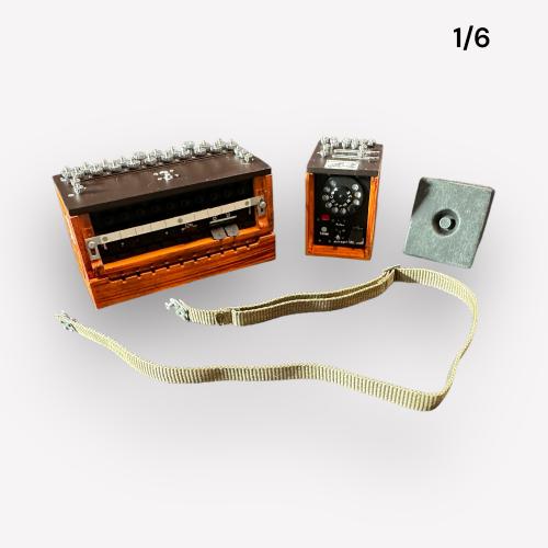 Product image of the product “Abfragekasten mit Amtszusatzmodul in 1/6 aus Metal ”
