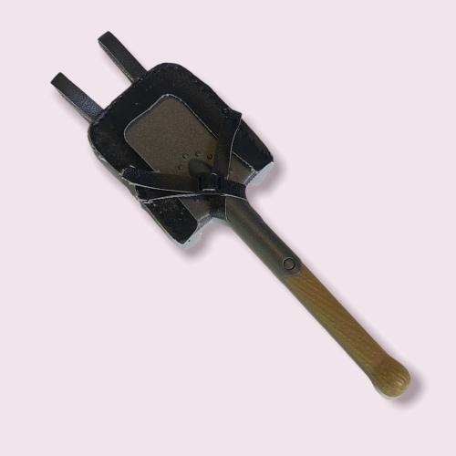 Artikelbild des Artikels “Feldspaten mit Träger 1:6 “