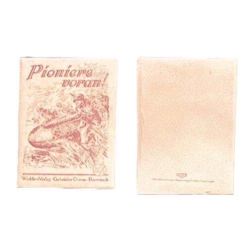 Product image of the product “Pionier Handbuch Atrappe 1/6 ”