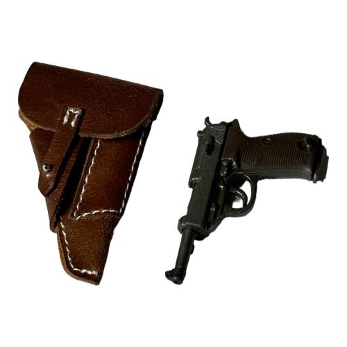 Product image of the product “P38 mit Leder Holster 1:6 ”