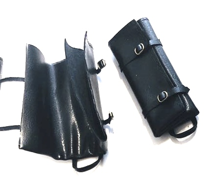 Product image of the product “Kartentasche in Leder ”