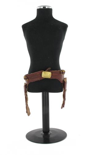 Artikelbild des Artikels “Western Gürtel mit Schlaufen in 1:6 “