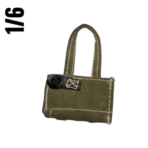 Artikelbild des Artikels “1:6 WWII Soviet Lopata mit Tasche “