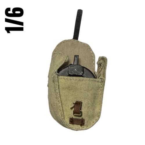 Product image of the product “PPsh Magazintasche aus Stoff mit Magazin 1/6 ”