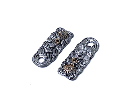 Product image of the product “Schulterklappen Abzeichen Metal 1/6 ”