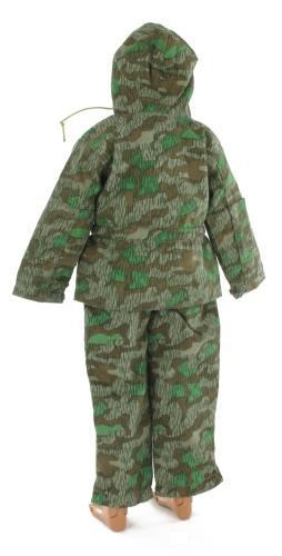 Product image of the product “Fully reversible to white, four functioning pockets in the jacket, two in the trousers ”
