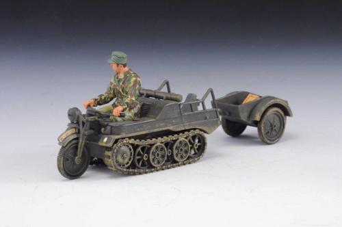 Product image of the product “KettenkradLW Version with Trailer ”