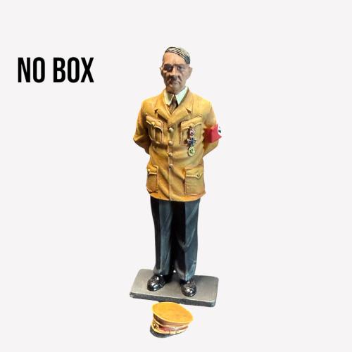 Artikelbild des Artikels “1:30 THE COLLECTORS SHOWCASE Adolf USED “