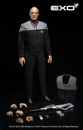 Product image of the product “Star Trek - First Contact Picard  1:6 scale ”