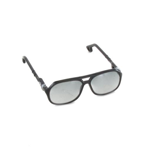 Artikelbild des Artikels “Designer Brille  1:6 “