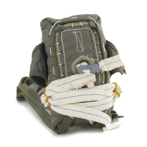 Artikelbild des Artikels “T5 Parachute Fallschirm Airborn “