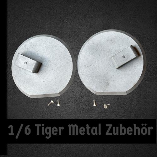 Product image of the product “Tiger Driver and Radio Crew Hatch in Metal 1/6 ”
