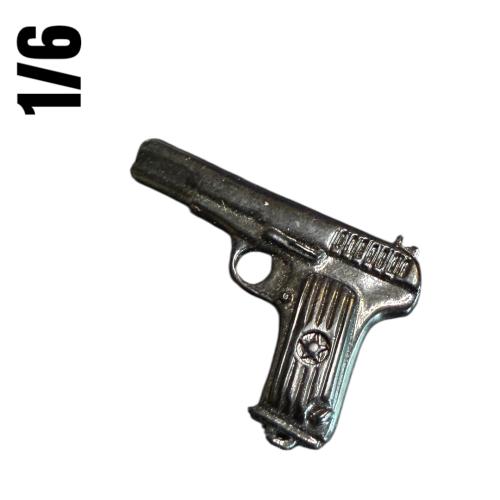 Product image of the product “Tokarev TT33 Pistol Black 1:6 ”
