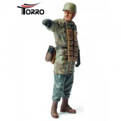 Product image of the product “1/16 Figuren Serie Figur Obersturmführer ”