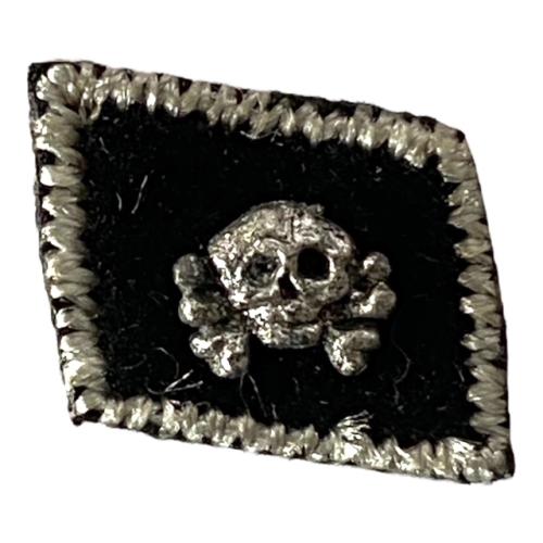 Artikelbild des Artikels “Panzer Kragenspiegel 1:6 “