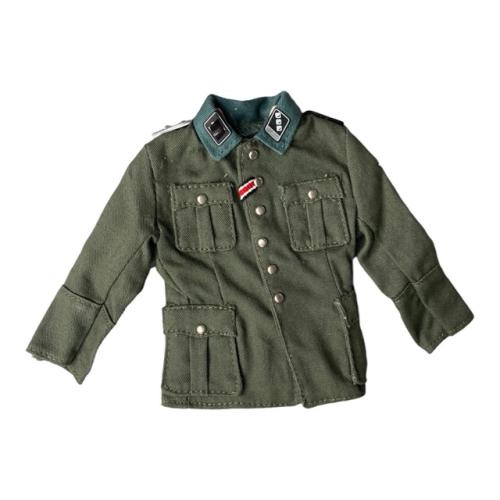 Artikelbild des Artikels “Uniform Elite mit  Schulterklappen 1/6 “