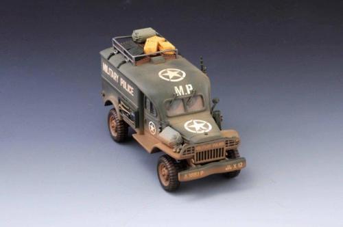 Artikelbild des Artikels “WWII: WC54 Dodge MP Wagon Normandy version with 1 driver figure “