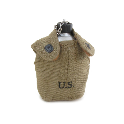 Product image of the product “US Army M42 Canteen with pouch 1/6 ”