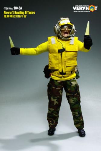 Artikelbild des Artikels “US Navy Flight Deck Crew  1/6 Set “