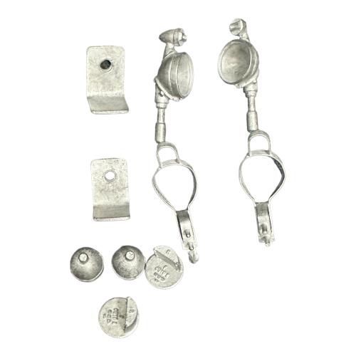 Artikelbild des Artikels “US Panzer Front und Rücklichter Metal Set 1/6 “