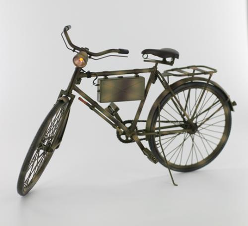 Artikelbild des Artikels “WH, Fahrrad in Metal mit Beleuchtung 1/6 “