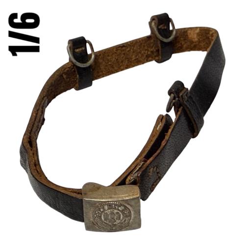 Product image of the product “Koppel mit Schloss WH Battleworn 1/6 ”