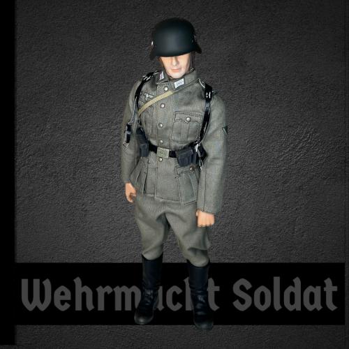 Product image of the product “Wehrmacht Soldat 1/6 (No Box) ”